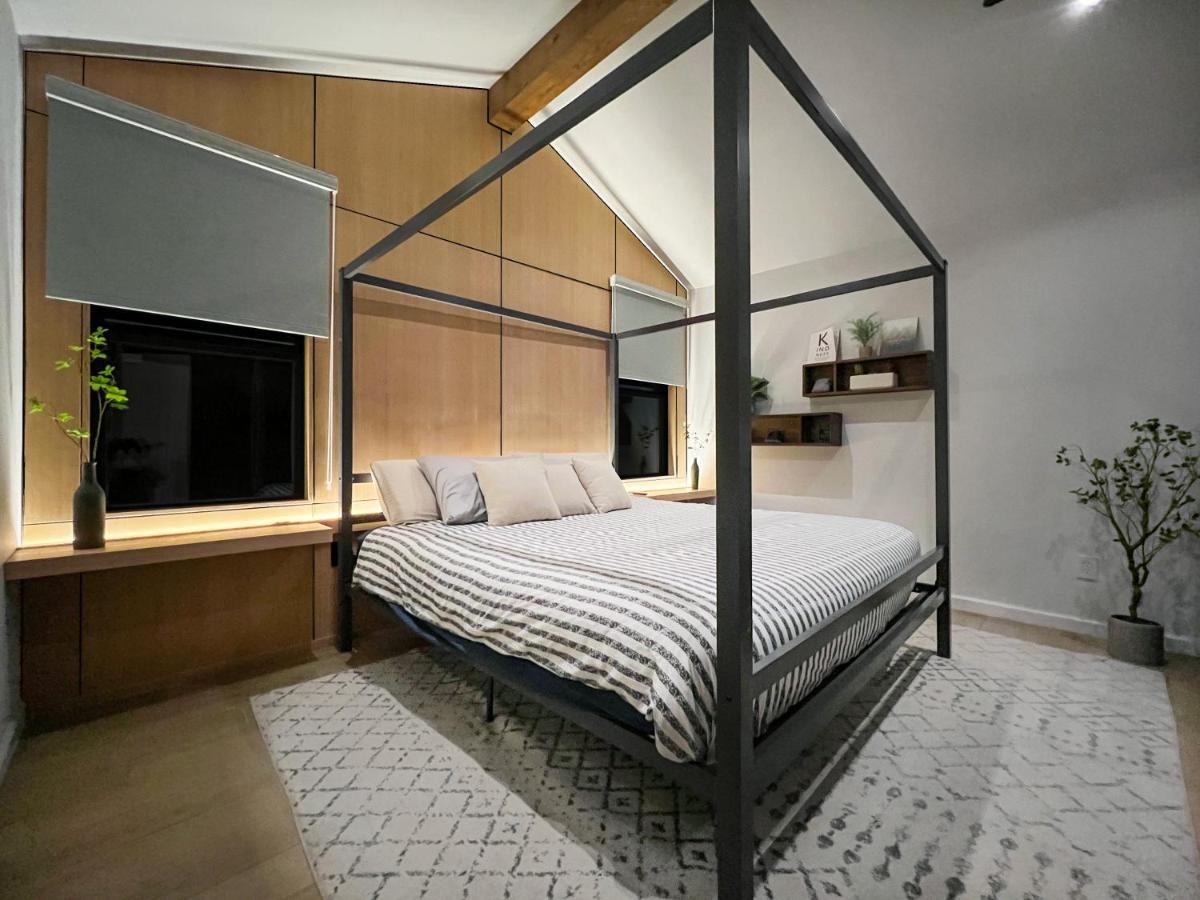Open Airy Custom Designed Home - 2Kings - Sleeps 14 ヒューストン エクステリア 写真