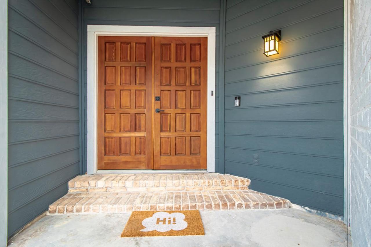 Open Airy Custom Designed Home - 2Kings - Sleeps 14 ヒューストン エクステリア 写真